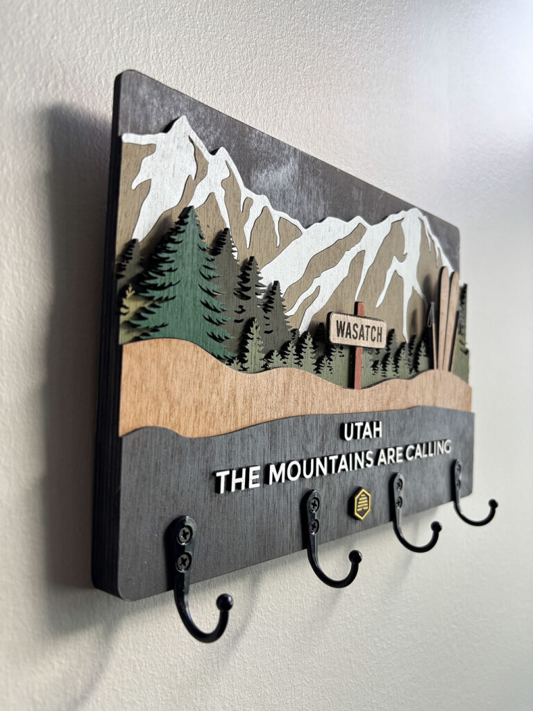 Moutains are calling key holder